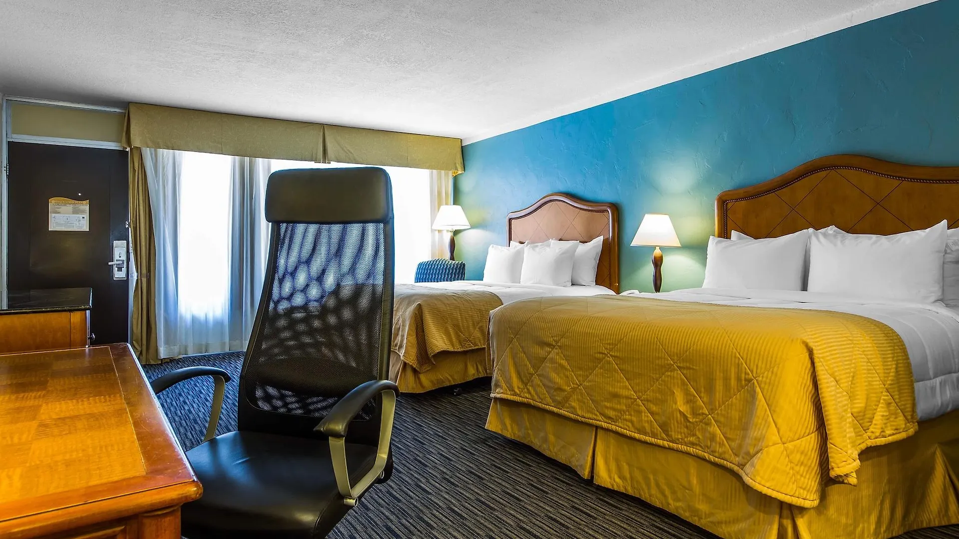 Clarion Hotel Concord-Walnut Creek Конкорд